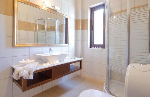 Sea Views at villa Anemomylos with Heated Pool, Ping Pong and Tennis - Foto 44