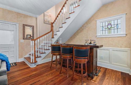 Secret Garden Hideaway l Walk to DNTN l Sleeps 8 - Foto 17