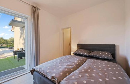 Gorgeous Home In Drinovci With Wifi - Foto 25