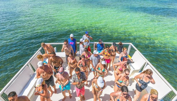 Seaquarium - Passeio de Catamarã - Foto 5