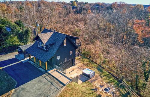 The Black Log Cabin - Hot Tub & Game Room - Foto 6