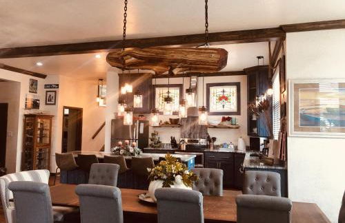 C25, Four bedroom, 4 1 2 bath luxury log-sided cottage with hot tub cottage - Foto 21