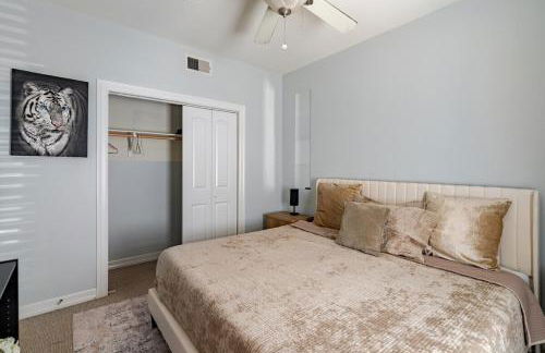 Fireside Double Kings Midtown Luxe Suite - Foto 10