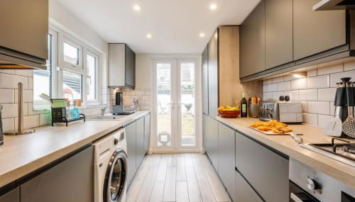 Modern Hove Home close to Brighton Beach with FREE PARKING - Foto 2