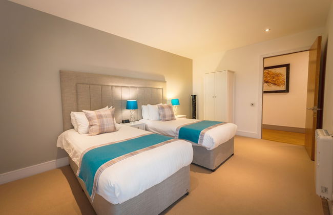 Highland Apartments By Mansley - Photo 31