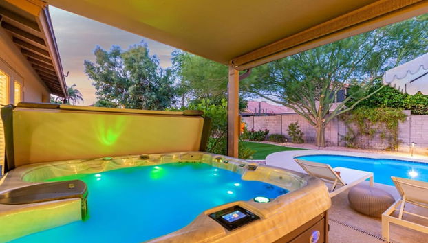 Greenway Oasis Heated Pool Spa Mural Putt Grn - Foto 2, Habitación