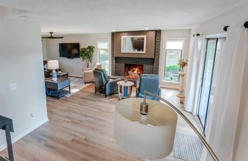 Lakefront Retreat with Views and Decks and Fire Pit - Foto 7