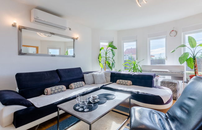 Queen Ahn with heated pool - Foto 10