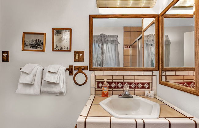 Brookside Cottage Within Yosemite's Splendor - Foto 29