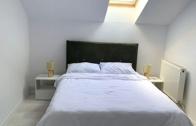 Spacious 3 Bed Apartment Cluj Floresti Near Vivo - Foto 2