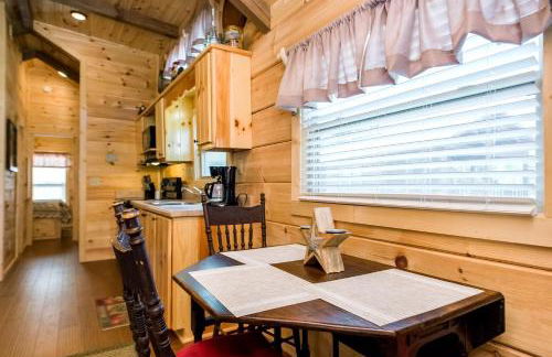 Peaceful Cabin Close to Tryon and the Foothills near Lake Lure in Mill Springs, North Carolina - Foto 10