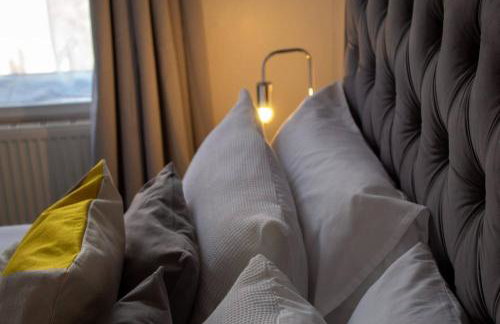 Spacious Large Group House Near NEC and Airport - Foto 43