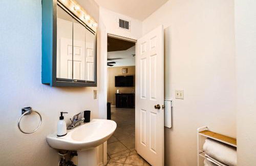 Ventana Canyon CONDO 2BR Condo w Pool & Tennis c - Foto 22