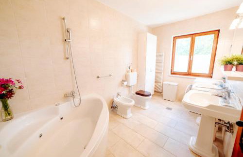 Villa Alma mit privatem Saltwater Pool - Photo 29