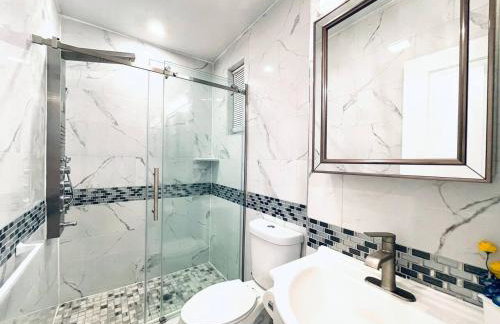 Downtown City Hall close by Kimmel Center Suite - Photo 15