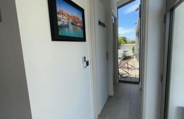 Le Rooftop Tropézien - Photo 51