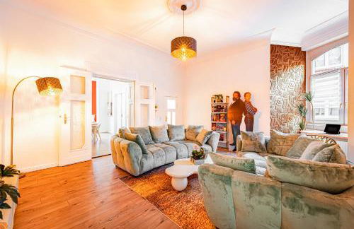 Stilvolle XXL-Ferienwohnung für 9 Gäste-148qm,4 Schlafzimmer,2 Parkplätze - Foto 2