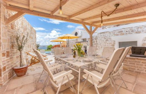 Amazing Home In Ugrinic - Foto 16