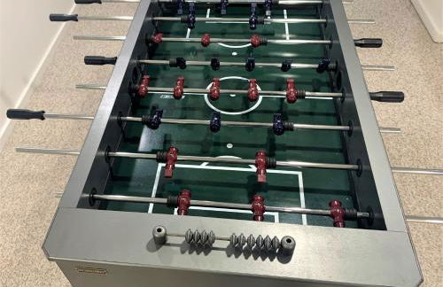 The J Luxury Villa - Southampton Poolside Retreat with Sauna - Foto 71