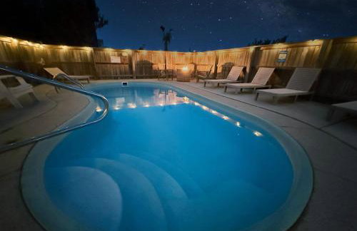 Elegant Updated Oceanfront Home with Pool & Hot Tub - Photo 36