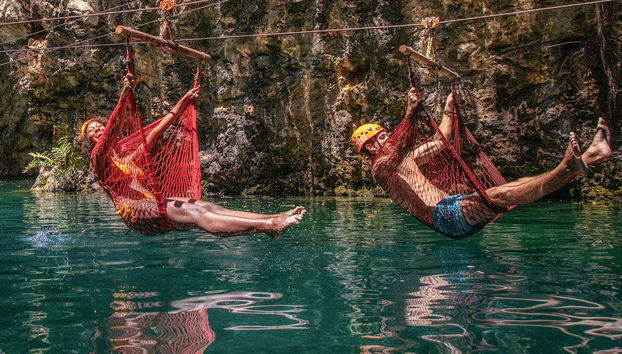 Tirolesas pela paisagem natural de Xplor