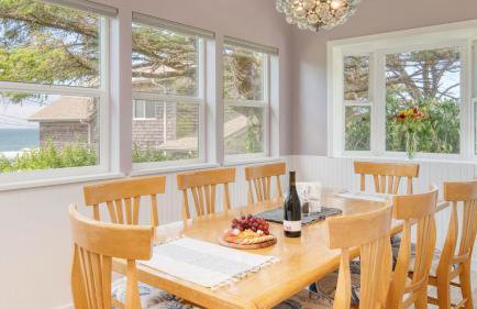 Beach Pines Bungalow by Avantstay Classic Cottage Steps to the Beach w/ Private Yard - Foto 16