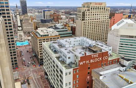 Luxury Downtown Cityview Suite Skywalk Access and Free Garage Parking - Foto 59