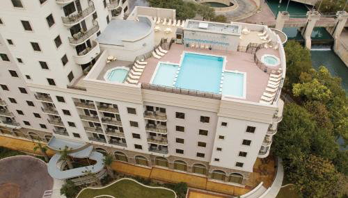 Wyndham La Cascada 2BR Apartment with Resort Access - Foto 2