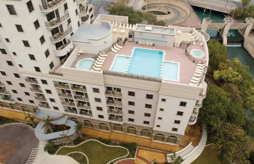 Wyndham La Cascada 2BR Apartment with Resort Access - Foto 2