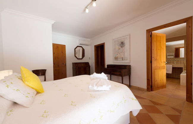 Circe in Fornalutx With 4 Bedrooms and 4 Bathrooms - Photo 23