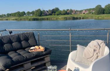 Hausboot der Friesländer im Wangermeer - Foto 1