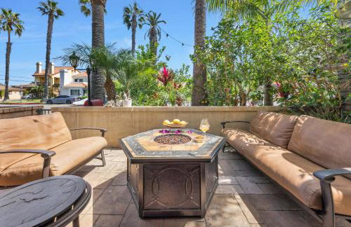 Beach Retreat- Walk to Beach, BBQ, Oceanview Rooftop & Firepit - Foto 6