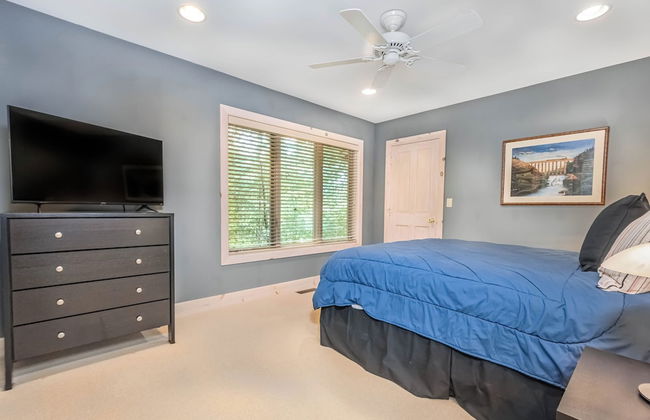 Play-a-way Chalet by Taylor Made Deep Creek - Photo 13