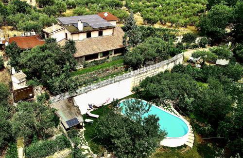 Elegant Villa in Treglio with Private Pool - Foto 8