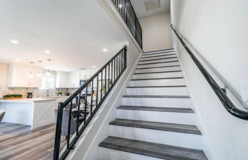 Modern 4BR Stay Premium Beds & Full Kitchen - Foto 25