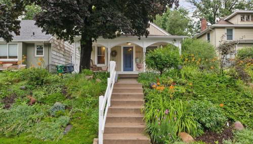 Elegant Linden Hills Home Family-Friendly Walk to Lake - Foto 4