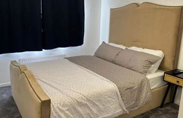 Lovely Two Bedroom Flat - Foto 6