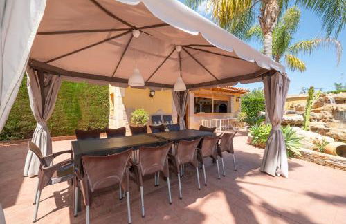 Villa with private pool and tennis court 150 metres from the sea-Villa el Olivo - Photo 6