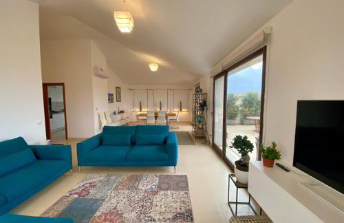 Penthouse Le Isole - Luxury rooftop retreat - Photo 28