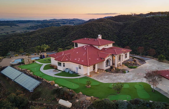 Colina by Avantstay Secluded Mountain Top Oasis w/ Pool, Hot Tub & Putting Green! - Foto 66