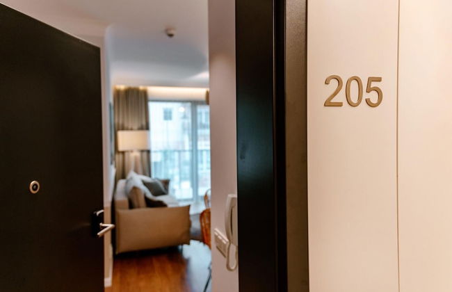 Beautiful Apartment Very Close to the Beach - Photo 19