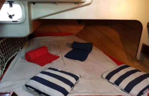 AMAZING FLAT IN CLASSIC SAILING BOAT in BARCELONA - Photo 48