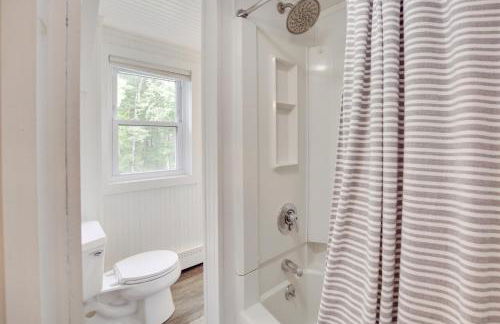 Beautiful Falmouth Condo with Patio Near Portland! - Foto 15