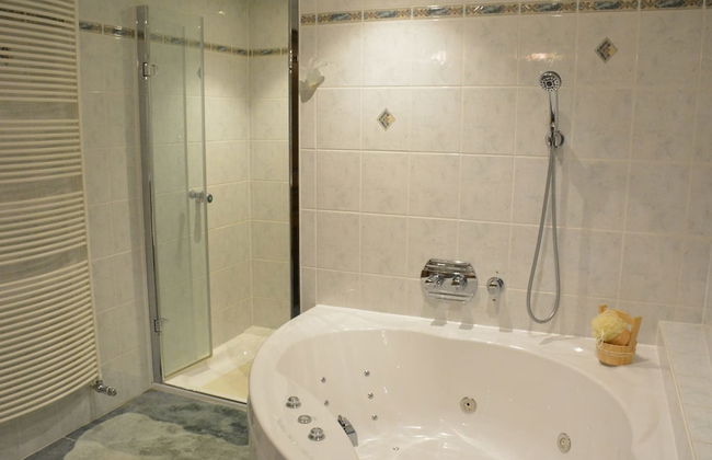 Stylish Holiday Home in Han-sur-lesse With Terrace - Foto 18