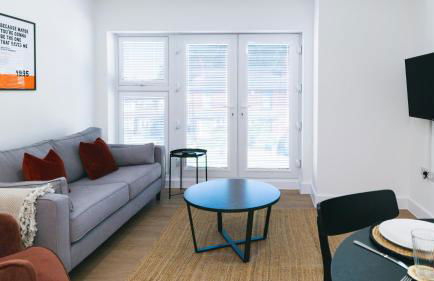 Luxury Flats Near Manchester Airport - Photo 22