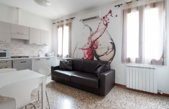 San Polo Canal View Apartments - Photo 79