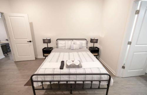 4 Min to Downtown - 10 Min to Elon - Washer and Dryer - Foto 12