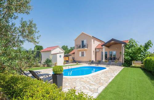 Villa in Policnik with Private Pool - Foto 27