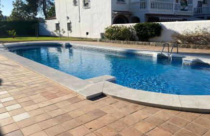 Espectacular Loft con piscina Comunitaria junto al mar Málaga - Photo 21