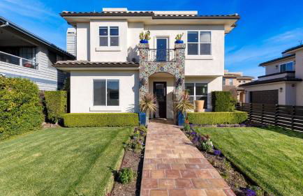 Sunset Serenity by Avantstay Rooftop w/ Hot Tub & Fire Pit, 3 Blocks to Beach! - Foto 1